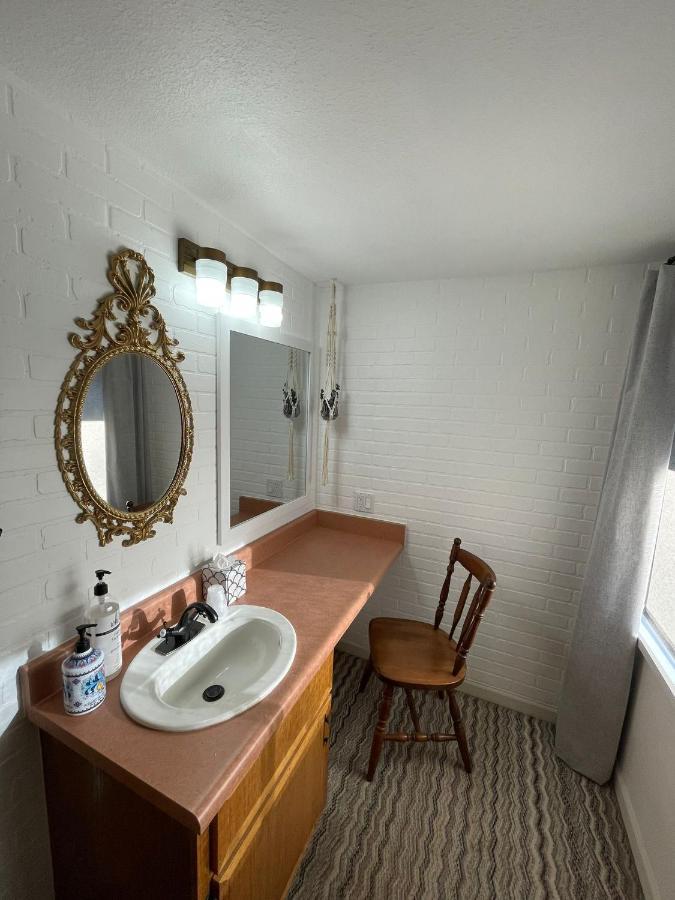 The Aztec Motel & Creative Space Селигмэн Экстерьер фото